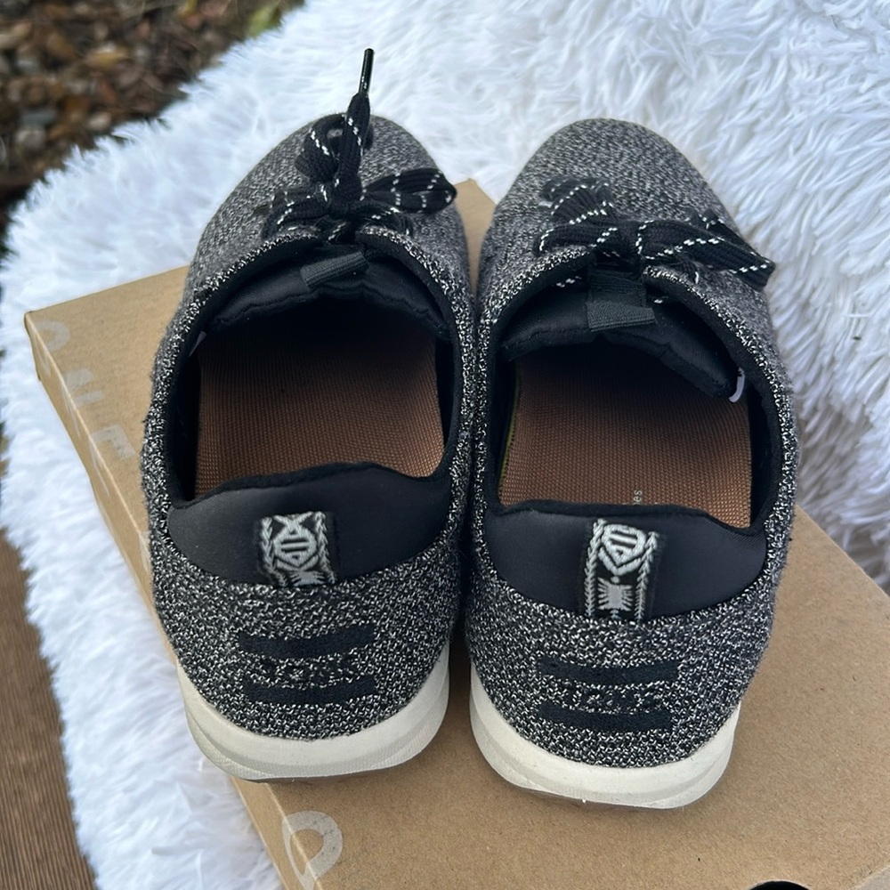 Toms Cabrillo Black and White Terry Cloth Lace Up Sneaker Tennis Shoe Size 8.5 - Picture 5 of 12